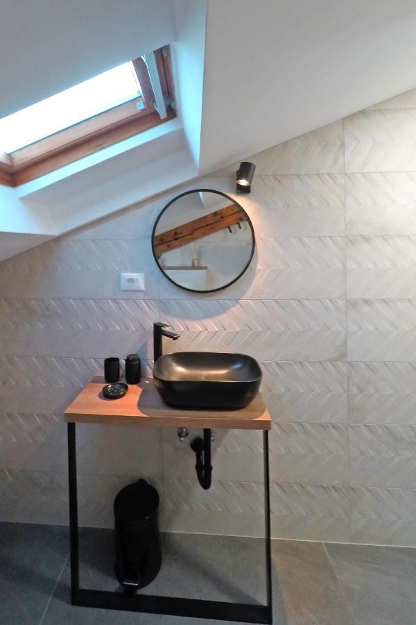 Apartment Emma Porec Bagian luar foto